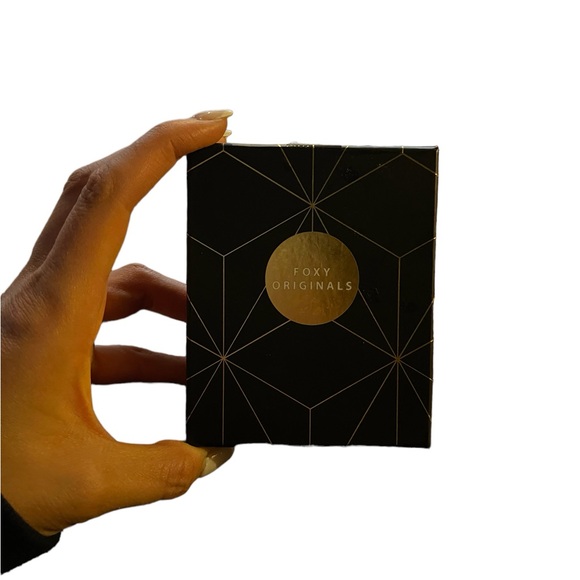 Jewelry Set Earrings and Necklace - Picture 3 of 3